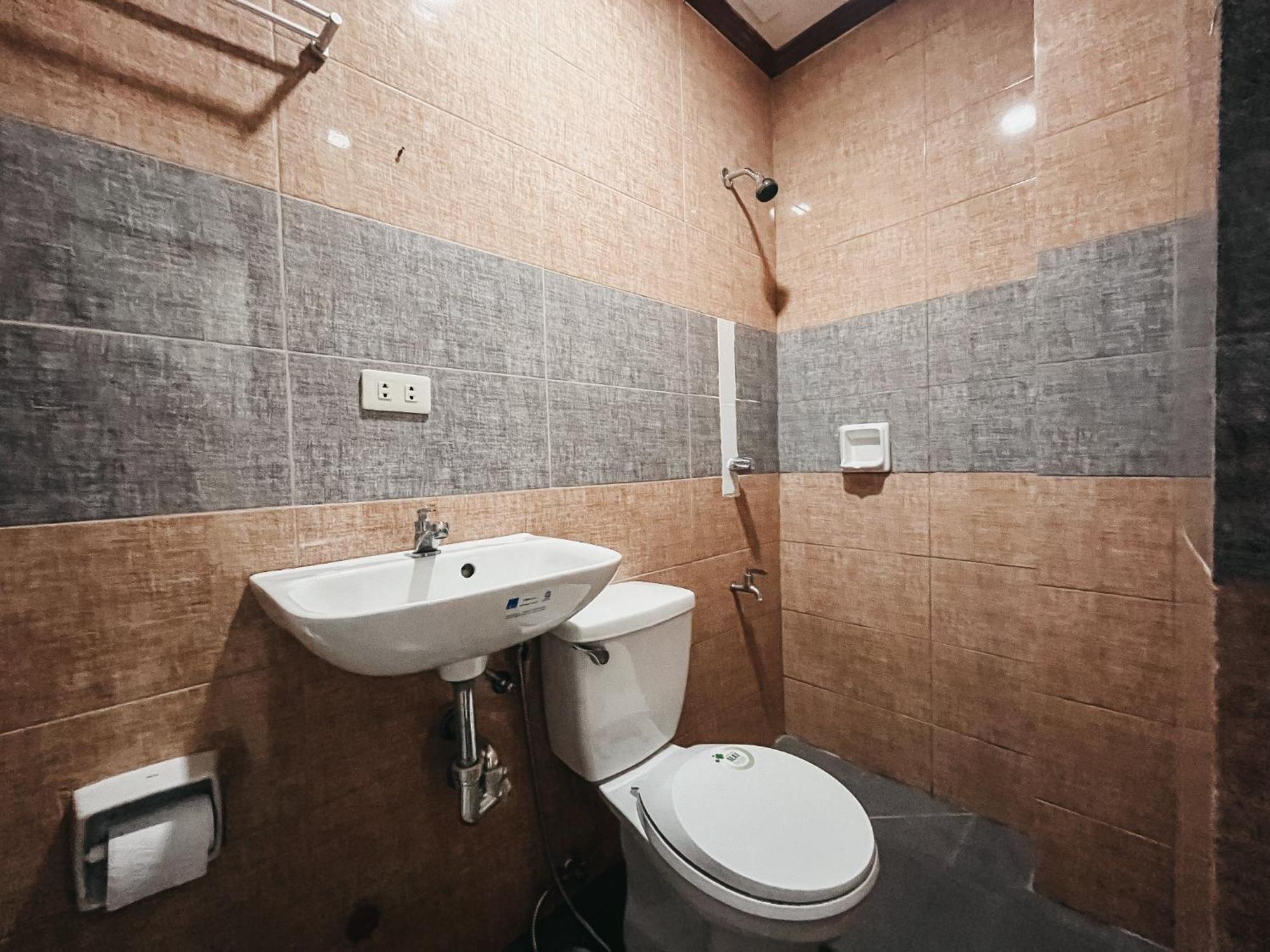 La Choeben Suites Calbayog Extérieur photo